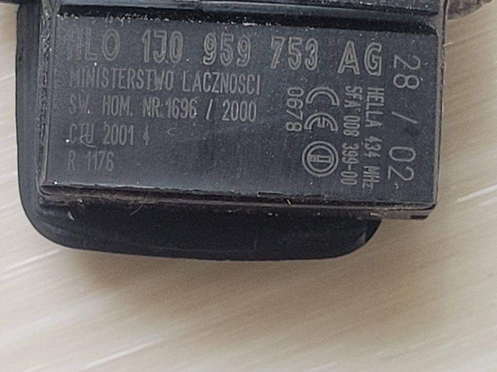 Pilot Centralnego Zamka Kluczyk VW GOLF 4 Passat B5 Seat Skoda Octavia