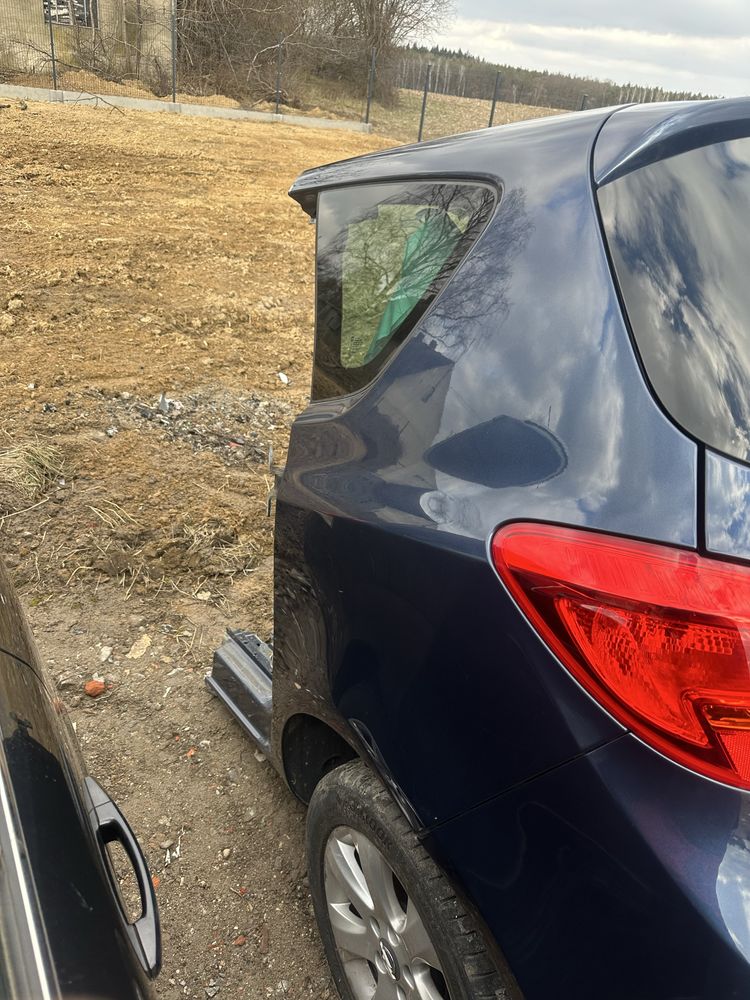 Opel meriva B tylny pas błotniki wanna komplet błotnik