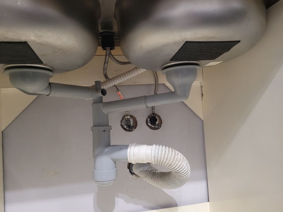 Zlew + bateria + syfon