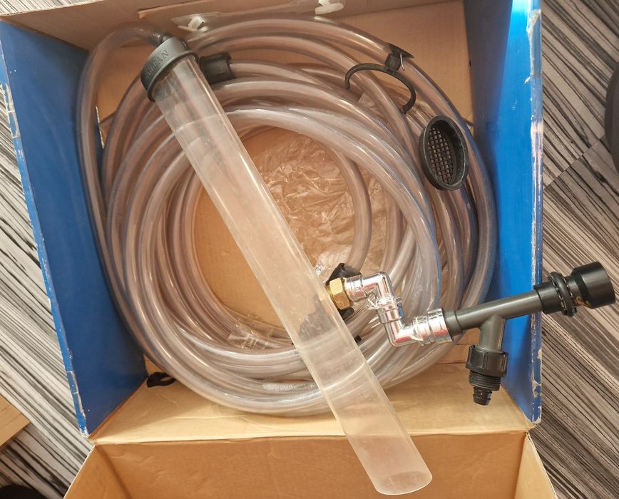 Odmulacz/System wymiany wody Marina AquaVAC z wężem
System wym