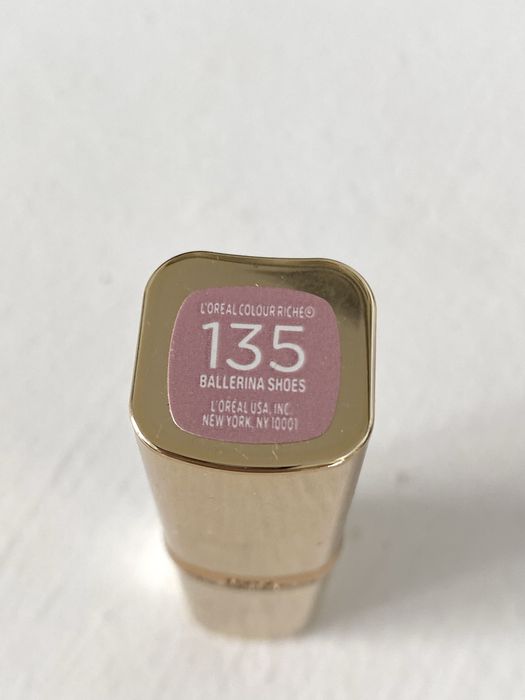 Szminka pomadka do ust L'oreal Paris Color Riche Satin 135 różowa