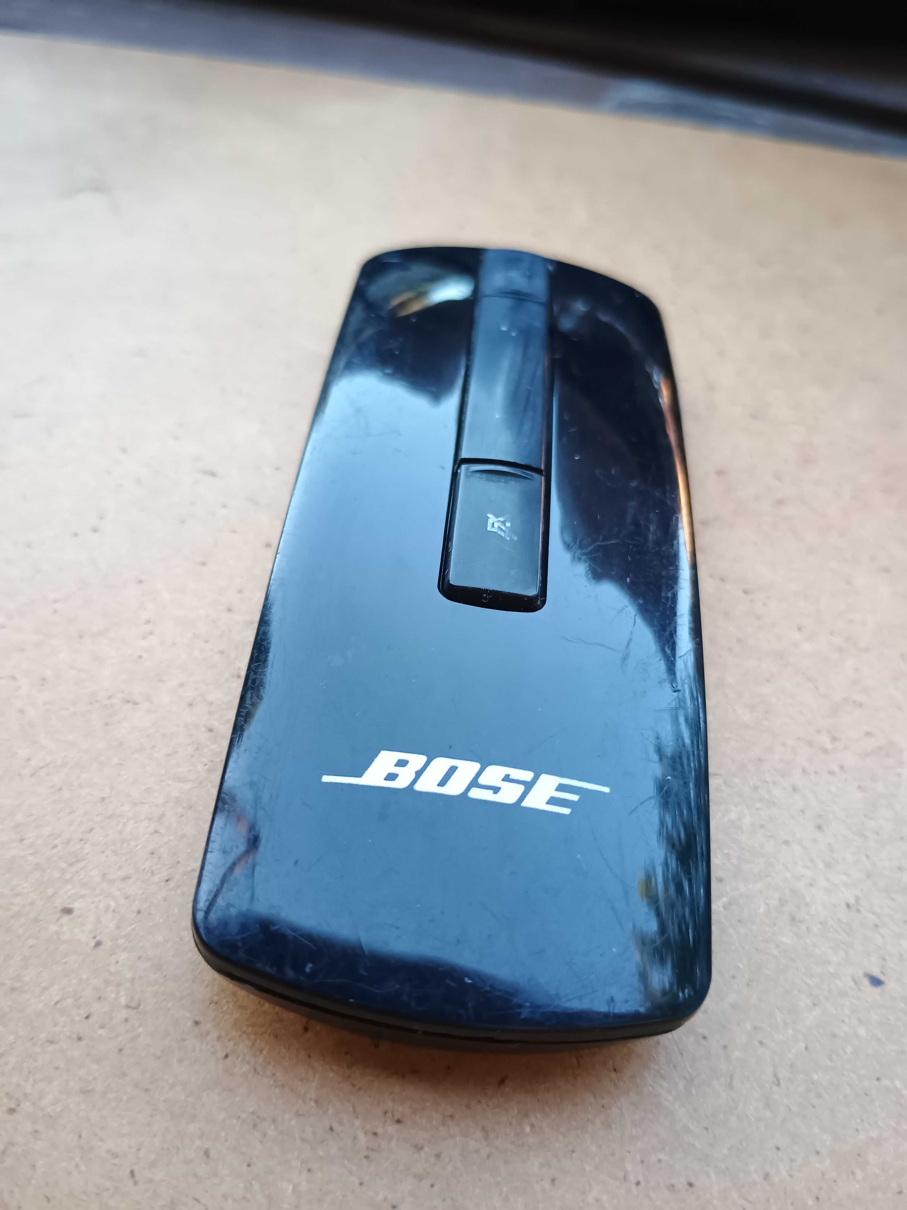Pilot Bose do zestawu głośników CineMate
