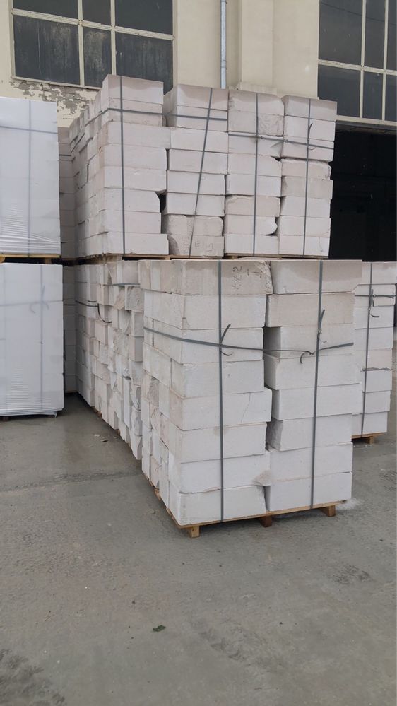 Газоблок Акційна ціна другий сорт Піноблок доставка кран маніпулятор
