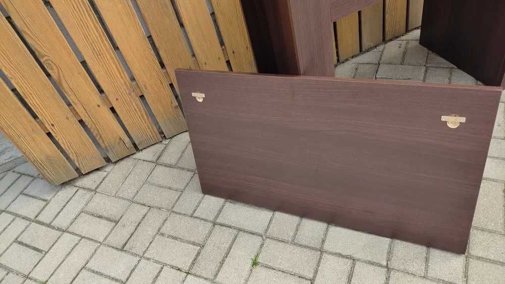 Toaletka z lustrem