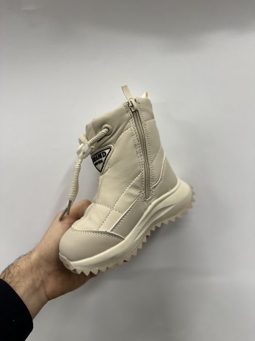 Дутики зимові на овчині 26-32, світлі дутіки черевики, дитячі ботинки