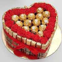 Tort ze słodyczy Ferrero, Merci, róże. Serce. Prezent na 35 Urodziny