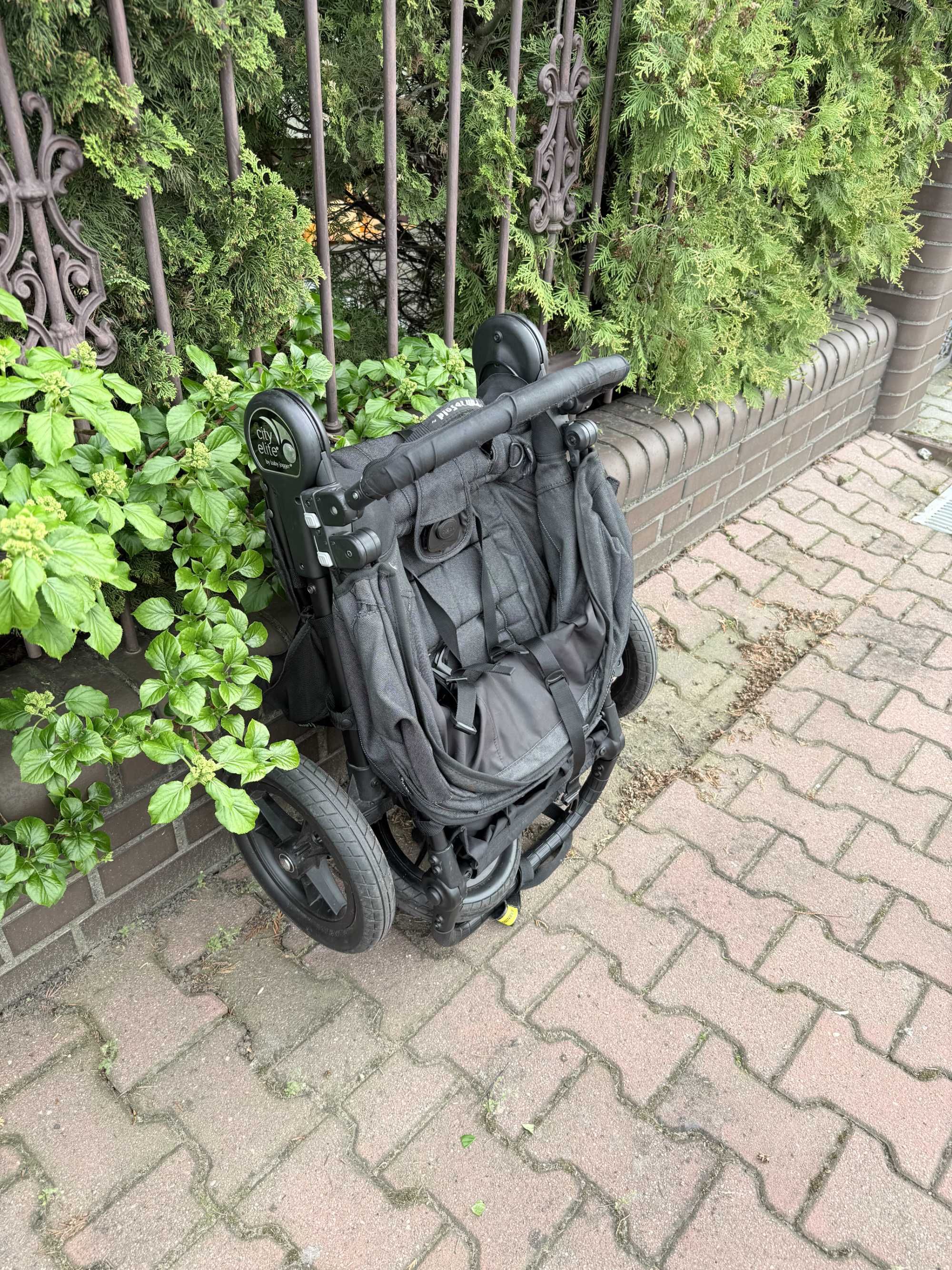 Wózek spacerowy Baby Jogger City Elite w bardzo dobrym stanie.