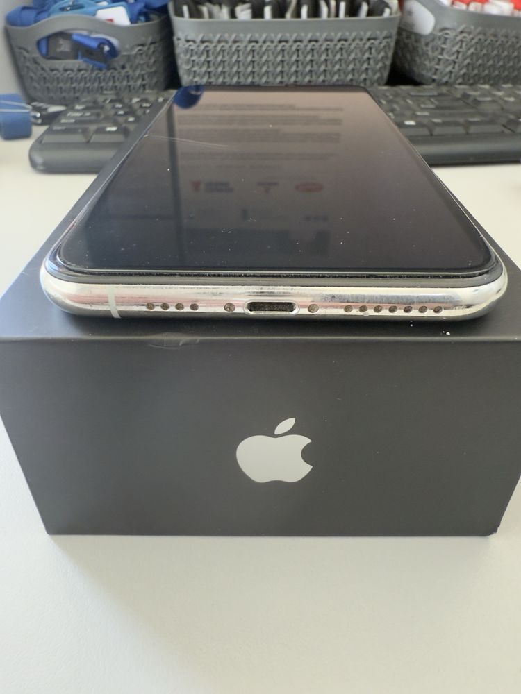 Iphone 11 pro max Silver