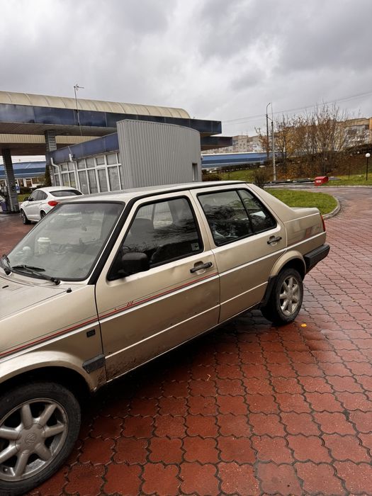 Продам автомобіль volkswagen jetta 2