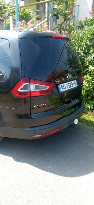 Продам Форд галаксі 2009р.в.з 2,2дизельним мотором в робочому стані.
