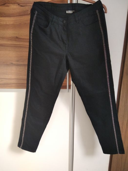 Czarne damskie jeansy rozm 40-42 ozdobne lampasy
