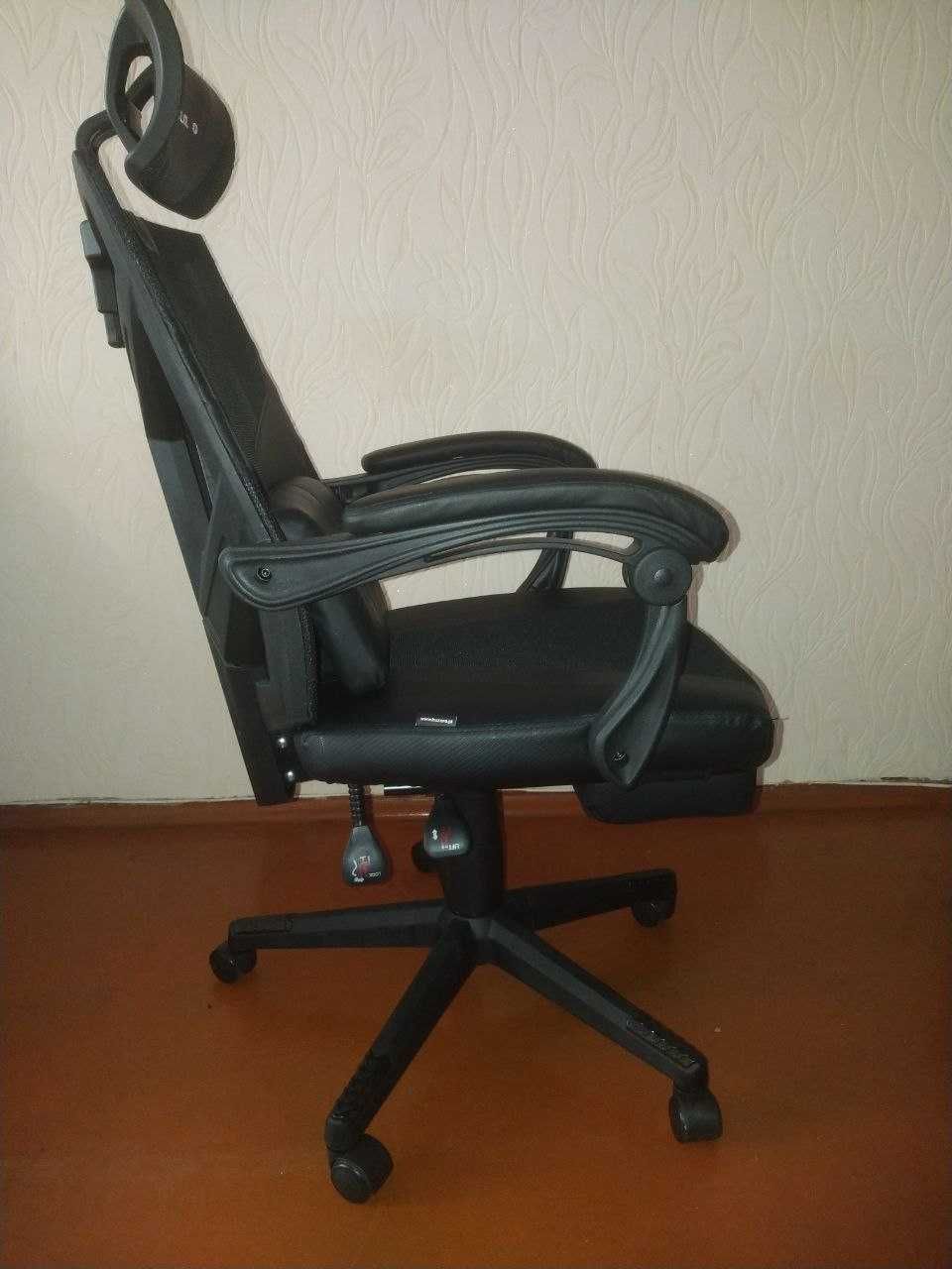 Компютерне геймерське крісло HUZARO COMBAT 5.0 Black