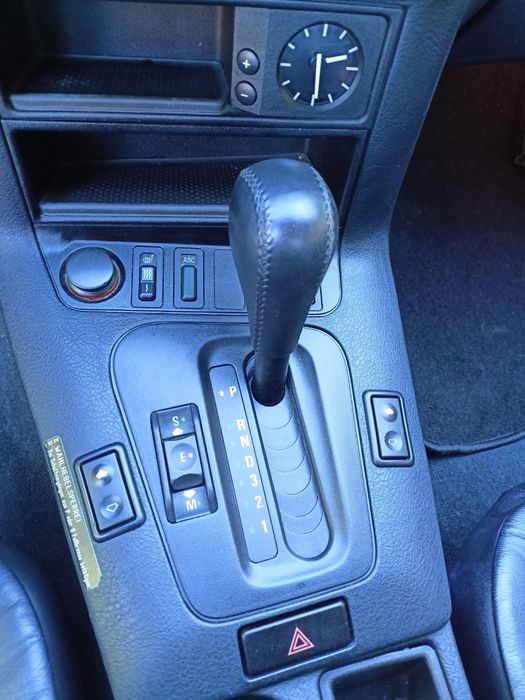 BMW E36 coupe 316i . Auto w świetnym stanie. Środek idealny.