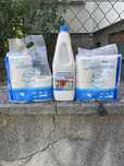 Plyn do toalety kampingowej/chemicznej Thetford + 7 rolek papieru