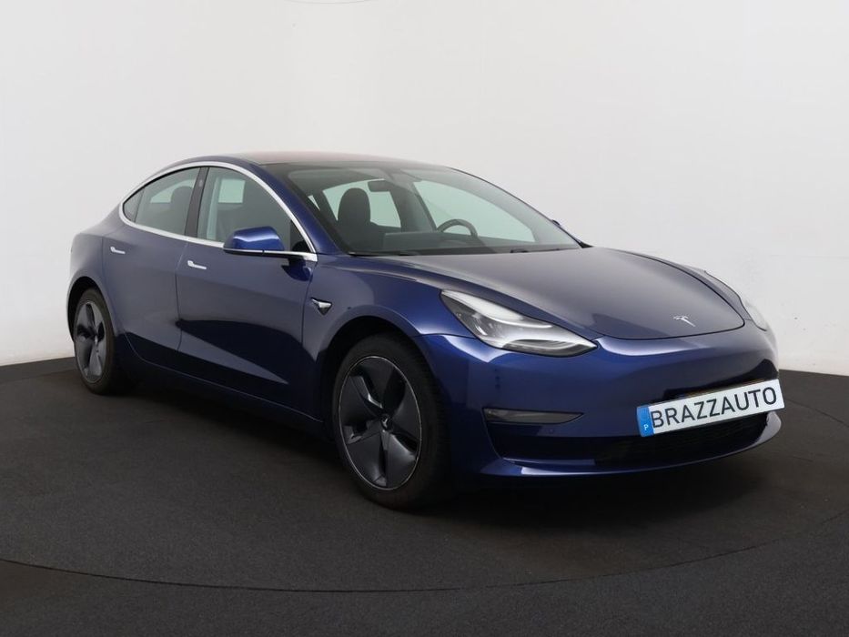 Tesla Model 3 Long-Range RWD