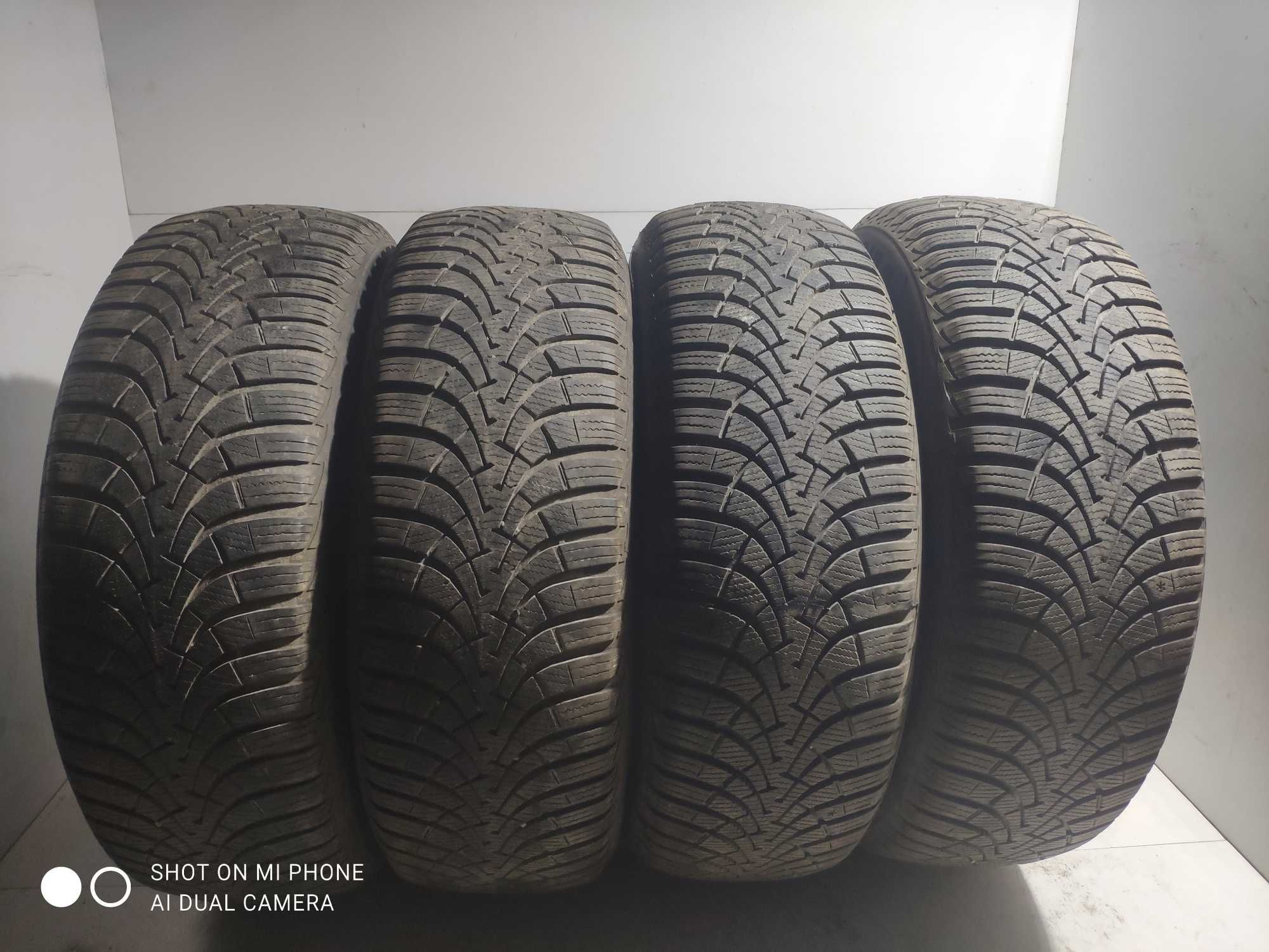 Opona Opony 205/60R16 GOODYEAR 96H Ultragrip 9 komplet 4szt zimowe