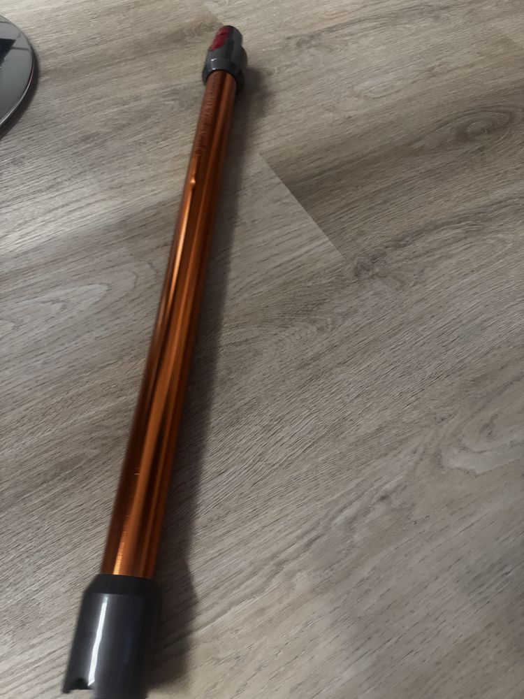 Odkurzacz pionowy Dyson V11 z wyswietlaczem