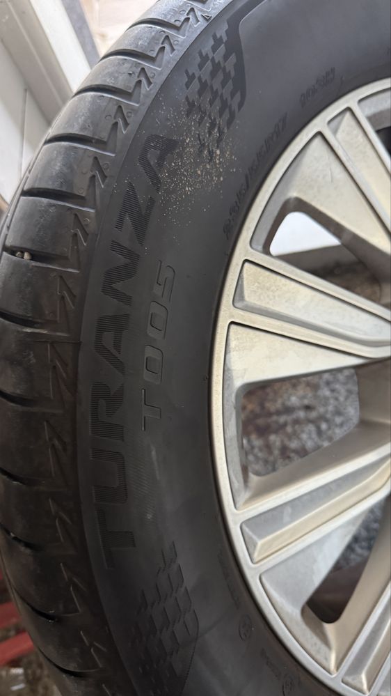 Oryginalne alufelgi Vw 5x120 17 cali Multivan T7 T6 T5 opony nowe