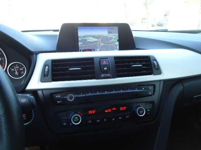 BMW 320d LINE SPORT