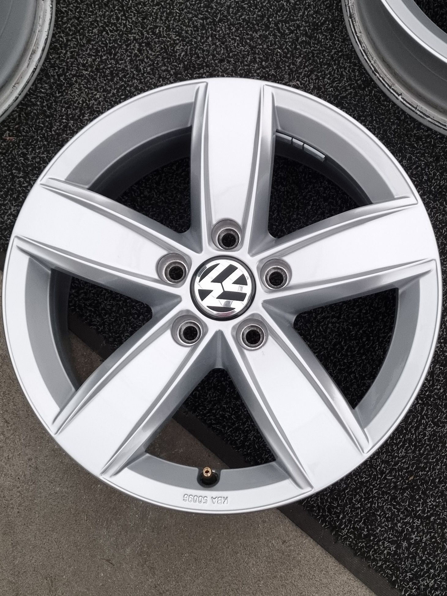 Felgi Alu 16" VW Sharan II 2 Tiguan Passat B8 B7 B6 T-Roc 5x112 Orygin