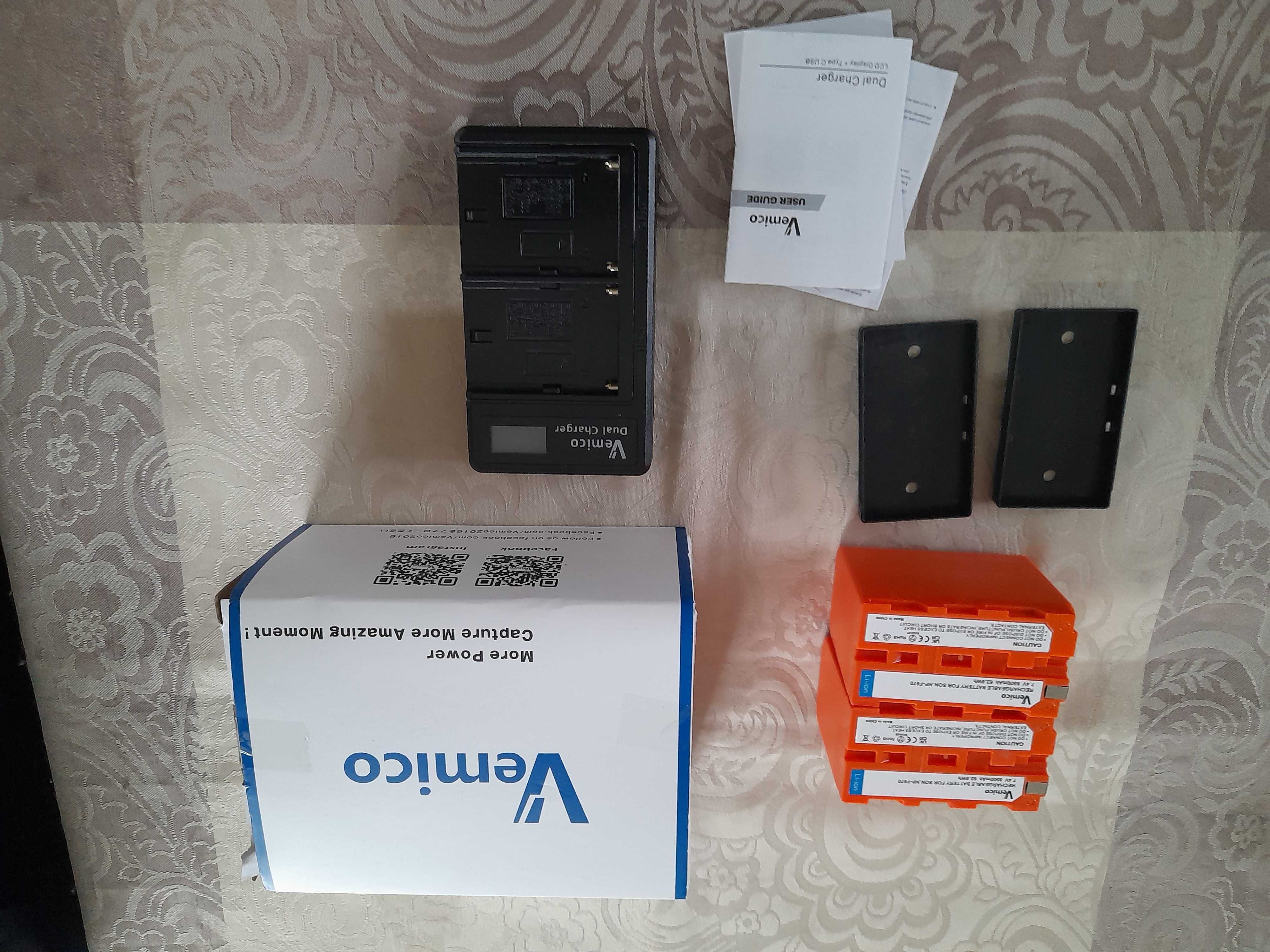 Vemico Battery Charger Kit 2 x8500ah ładowarka LCD USB-C Charger