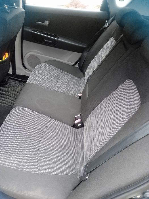 Sprzedam KIA CEE'D Czarna perła.