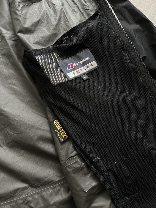 Вітровка Чоловіча Berghaus Gore-tex