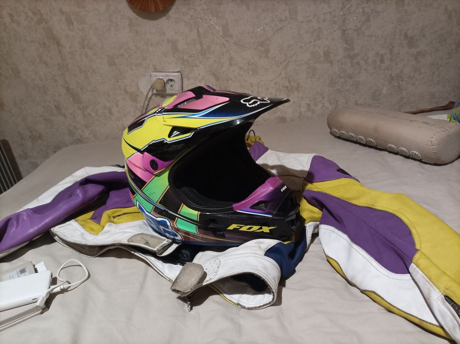 Шолом і куртка ендуро