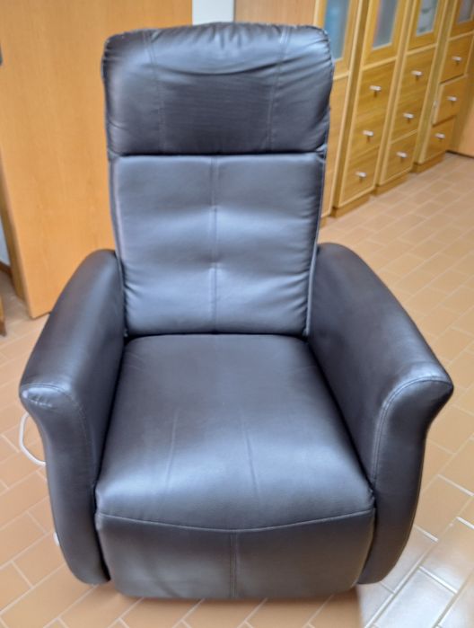 Vende-se Sofá Relax usado, completamente funcional.