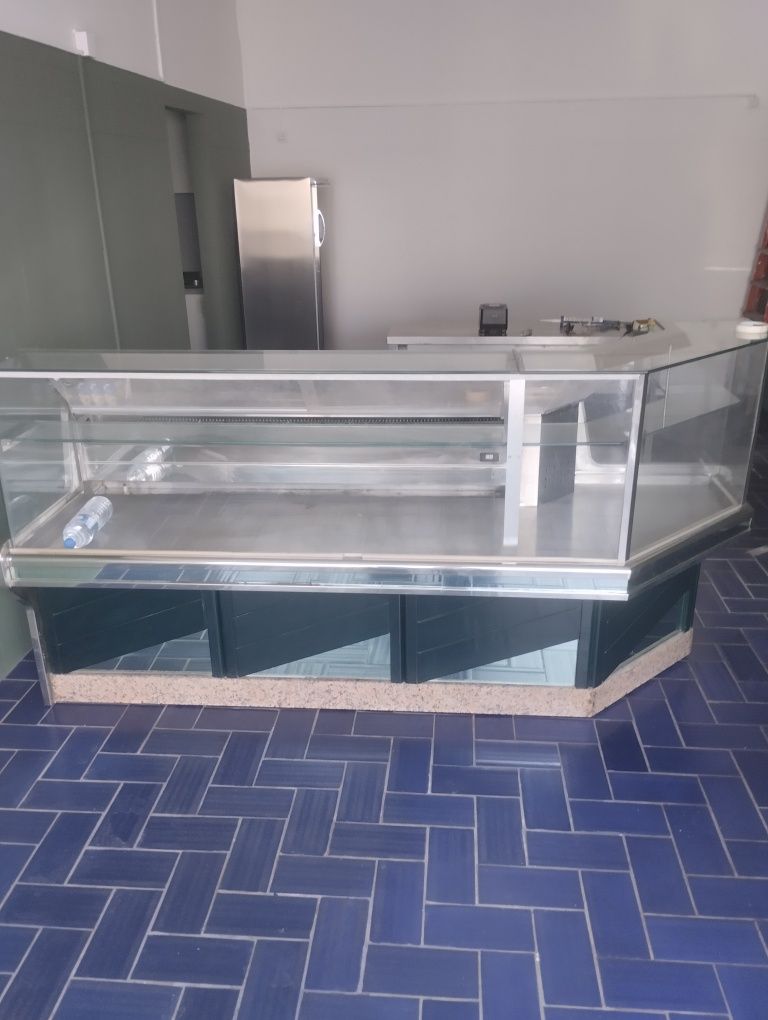 Vendo vitrine fria