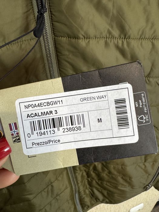 Стильна легка куртка napapijri acalmar 3, оригінал, нова