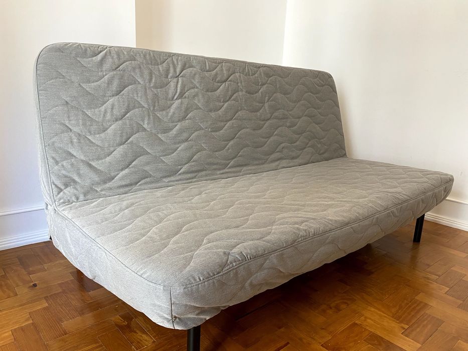 Sofá-cama IKEA - impecável e pouco usado!