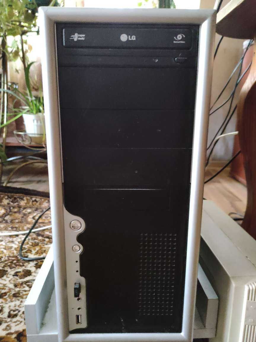 Системный блок Xeon(R) E5-1650v2 NVIDIA GeForce 1060 3GB Память 32 Gb