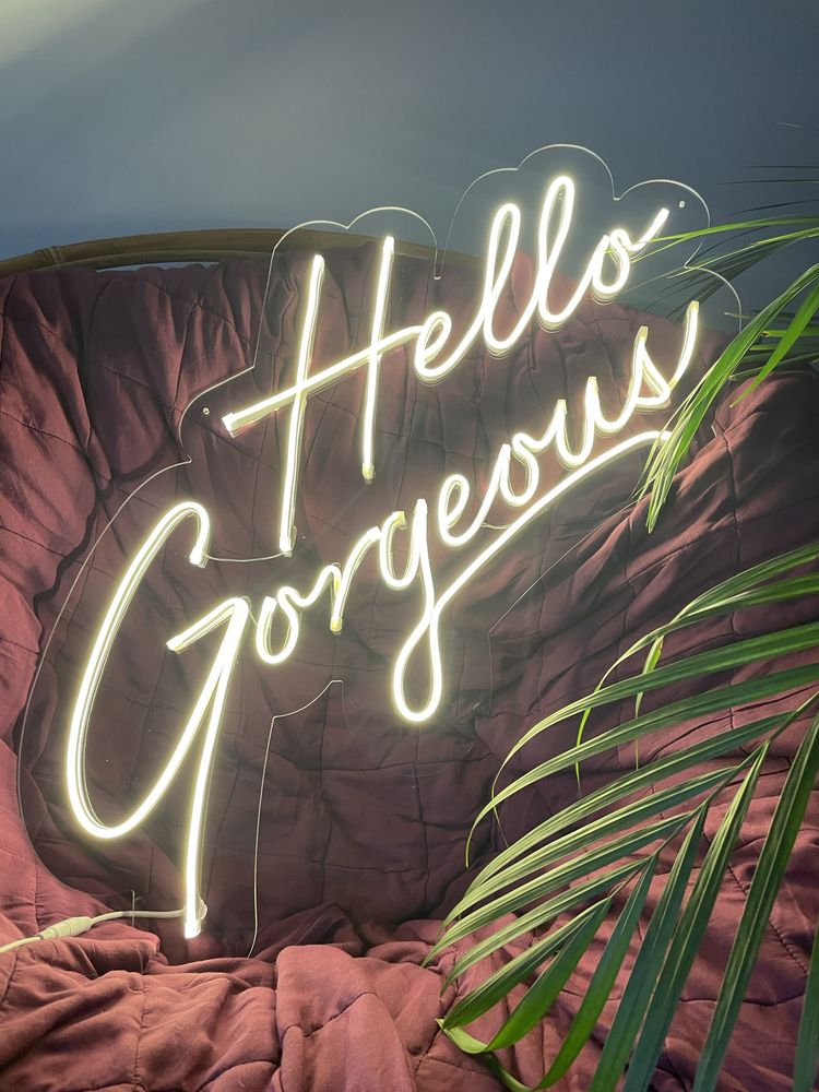 Neon led Hello Gorgeous