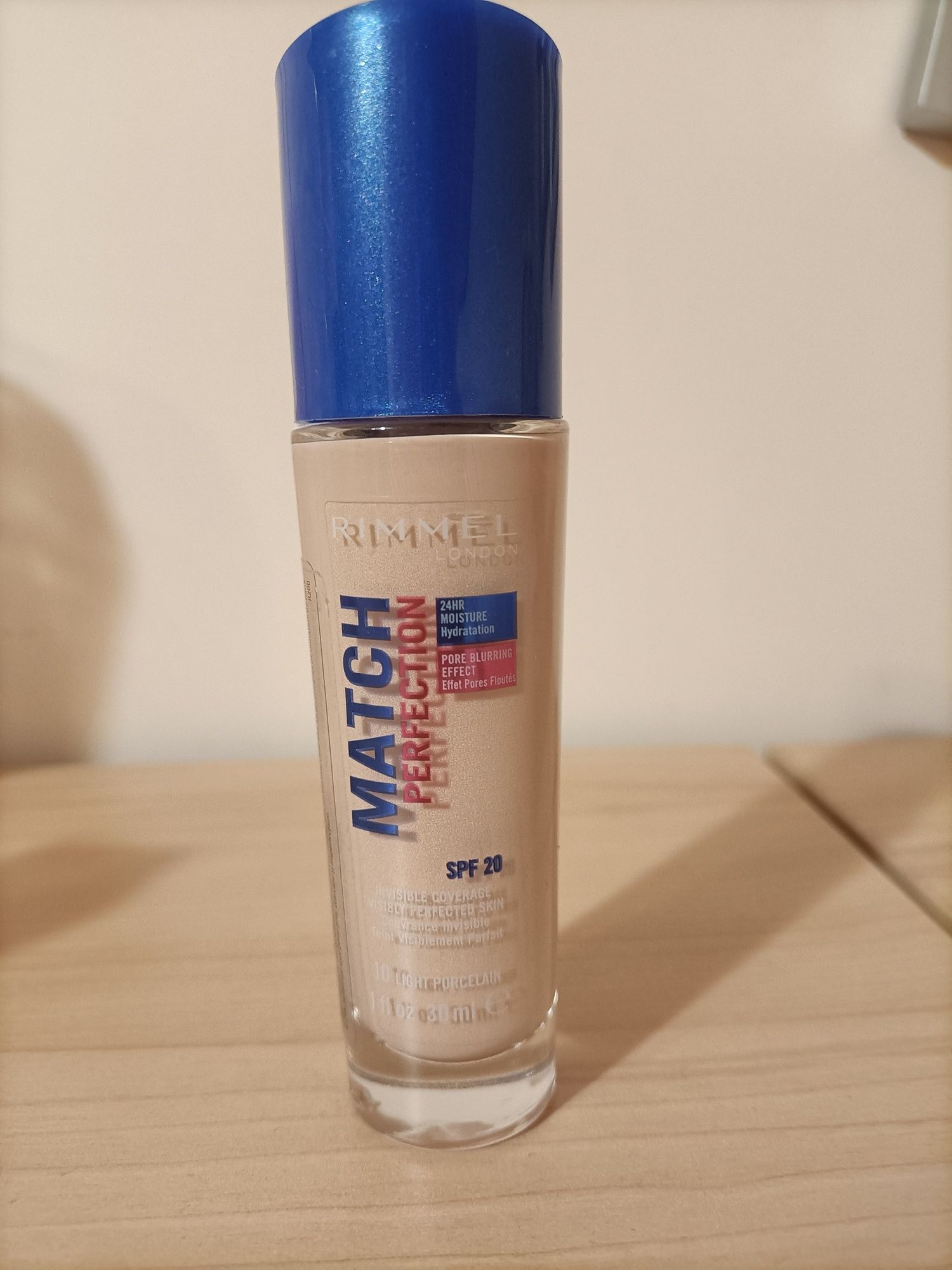 Podkład Rimmel 10 light porcelain