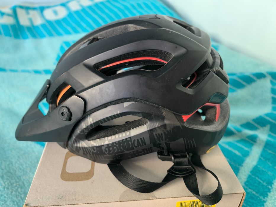 Kask MTB Gravel GIRO Manifest Mips Spherical M