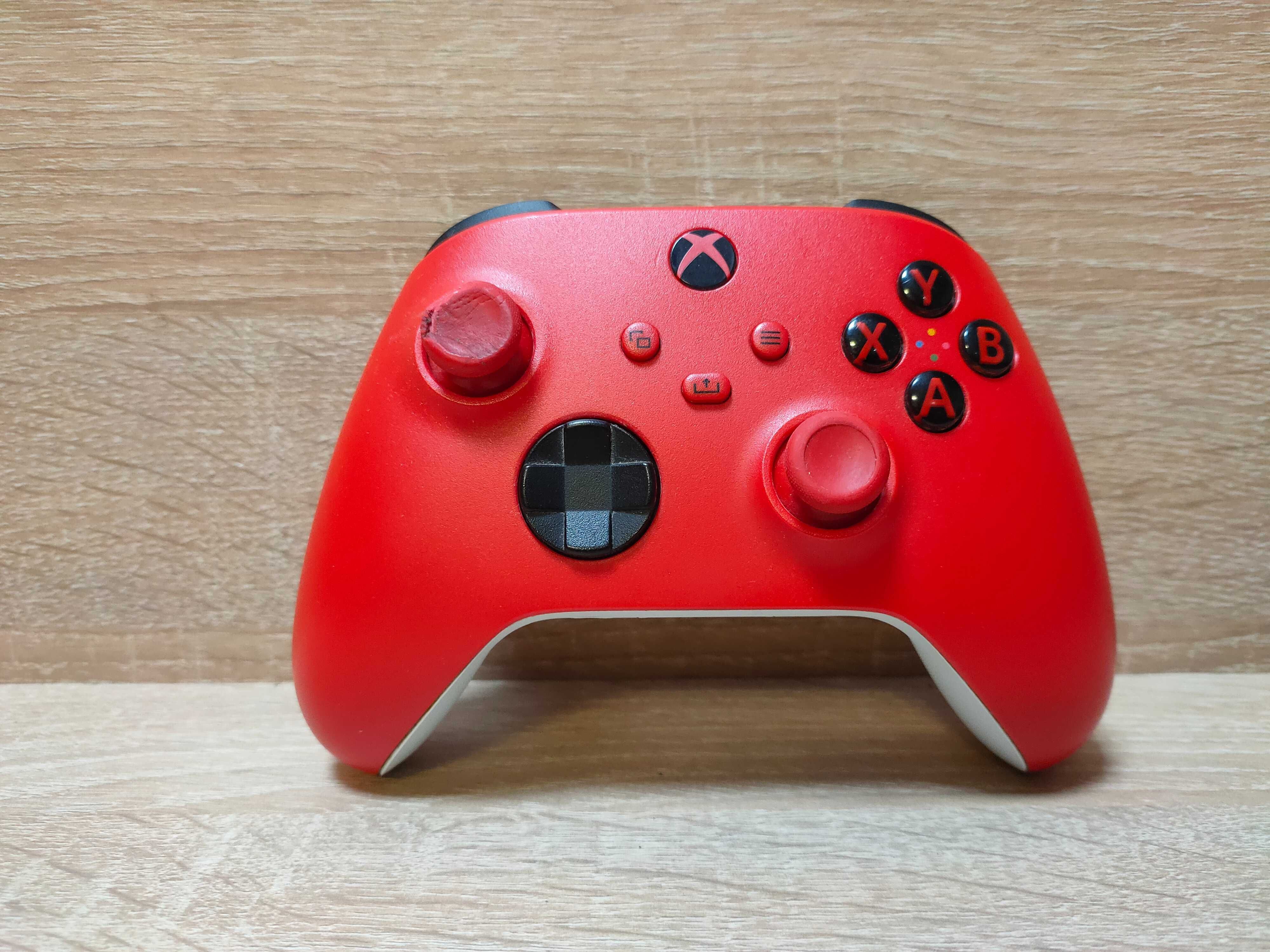 Kontroler Xbox Series Czerwono- Biały
