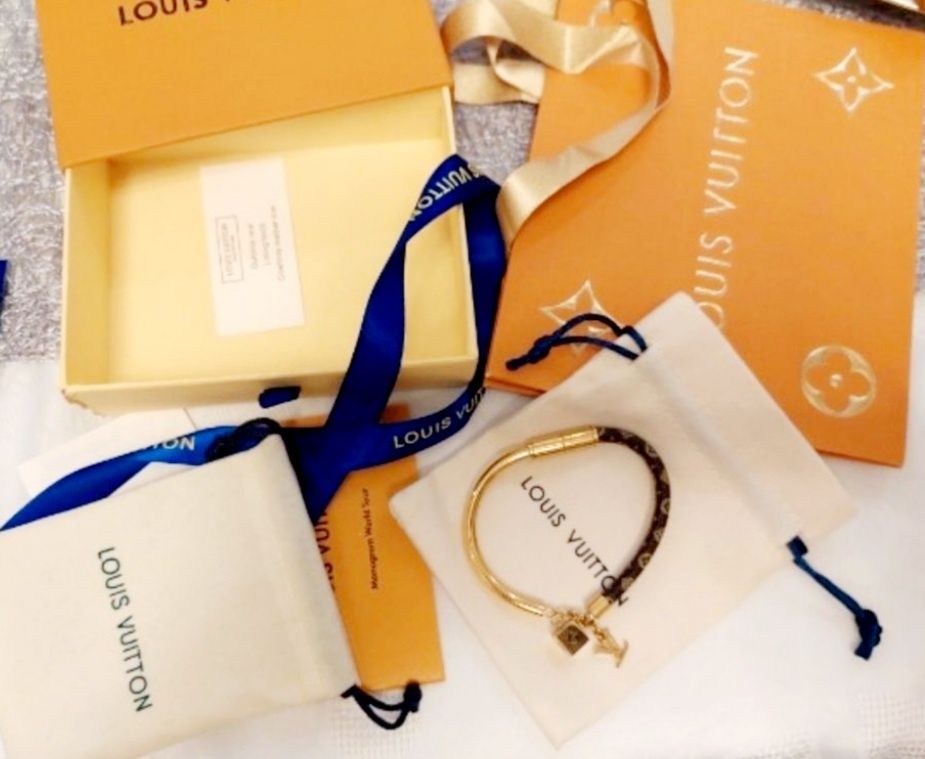 Bransoletka złota skórzana LV Louis Vuitton zawieszka logo