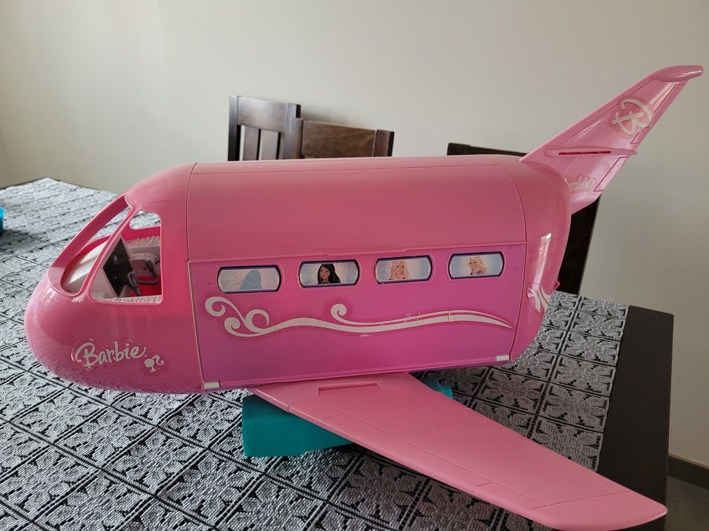 Samolot Barbie + domek skladany