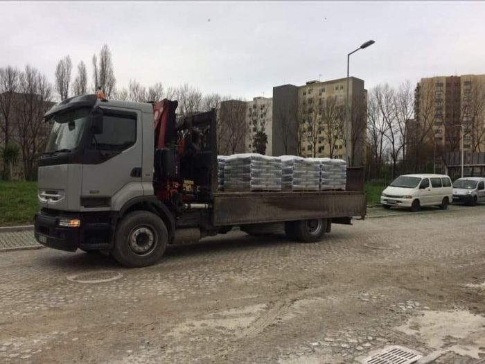 Renault Premium c/grua Fassi