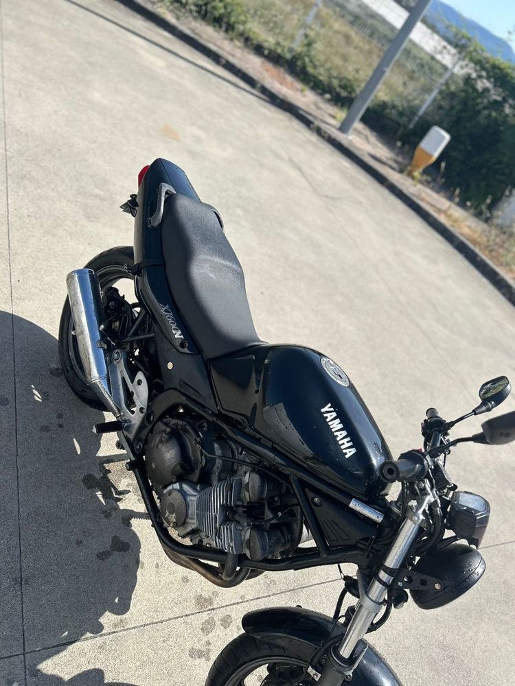 Xj6 yamaha em otimas condicoes