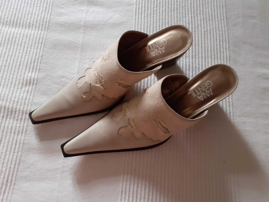 Socas / Sapatos vários modelos em pele - NOVAS