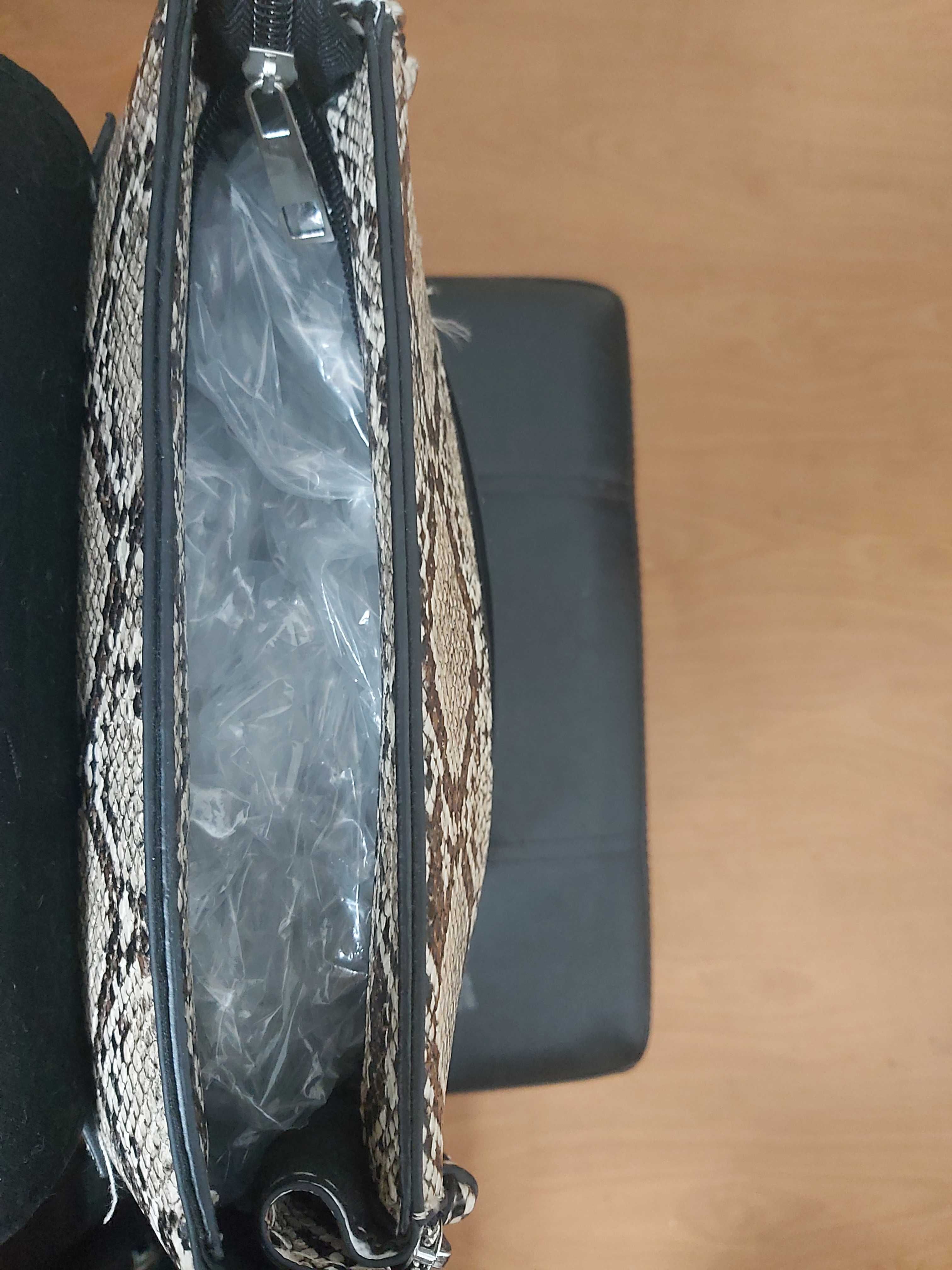 Mochila nova com etiqueta – snake print m