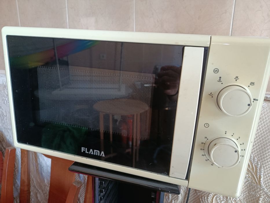 Microondas marca Flama