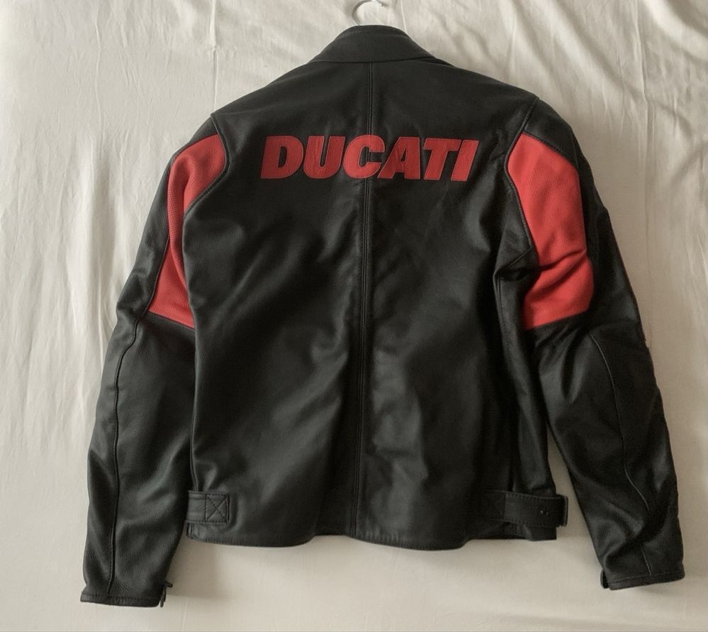 Dainese Ducati Leather jacket-Company C4 + Back Protector 52 розмір