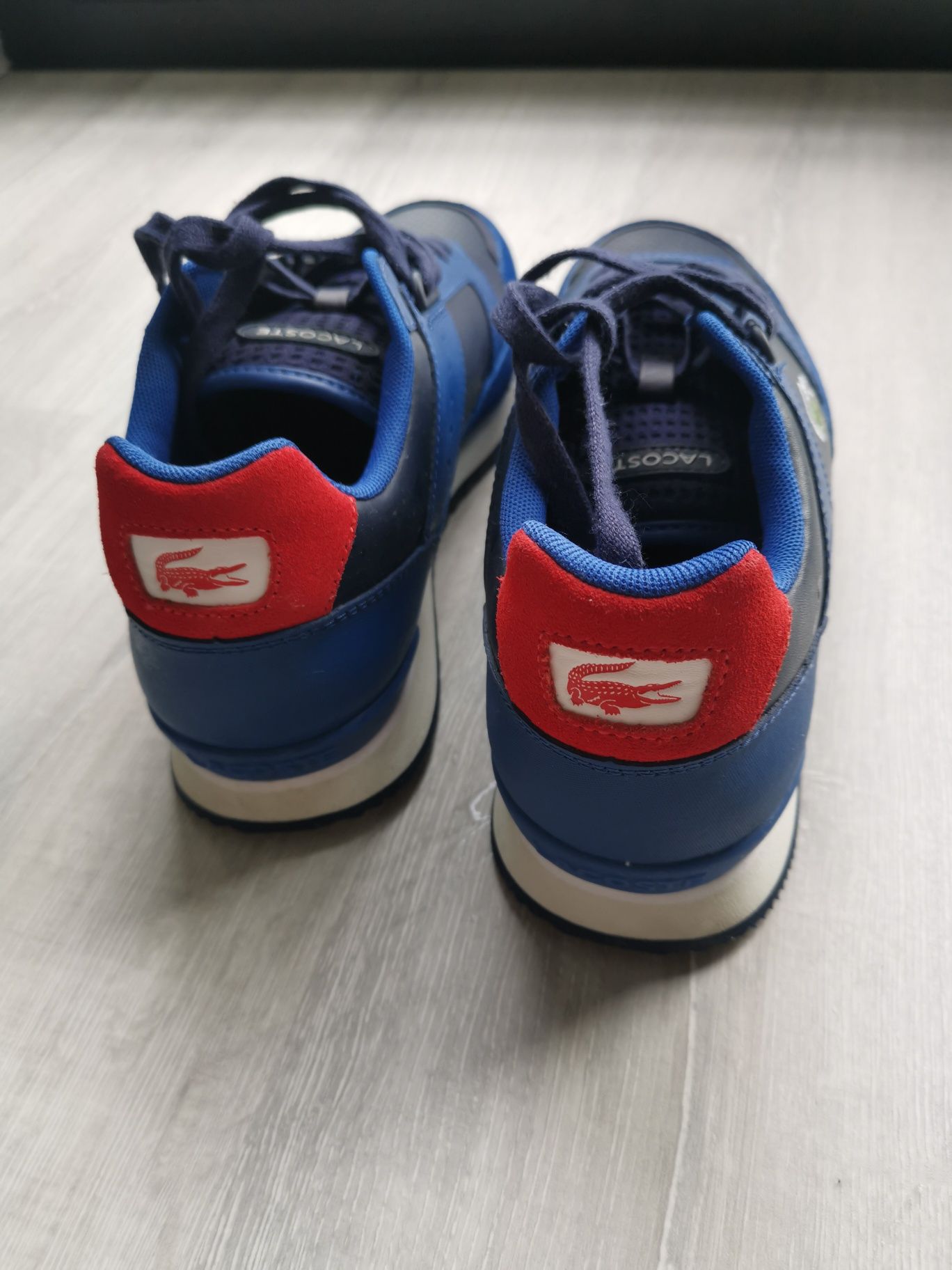 Lacoste partner piste 01201 SMA r. 42 Nowe!