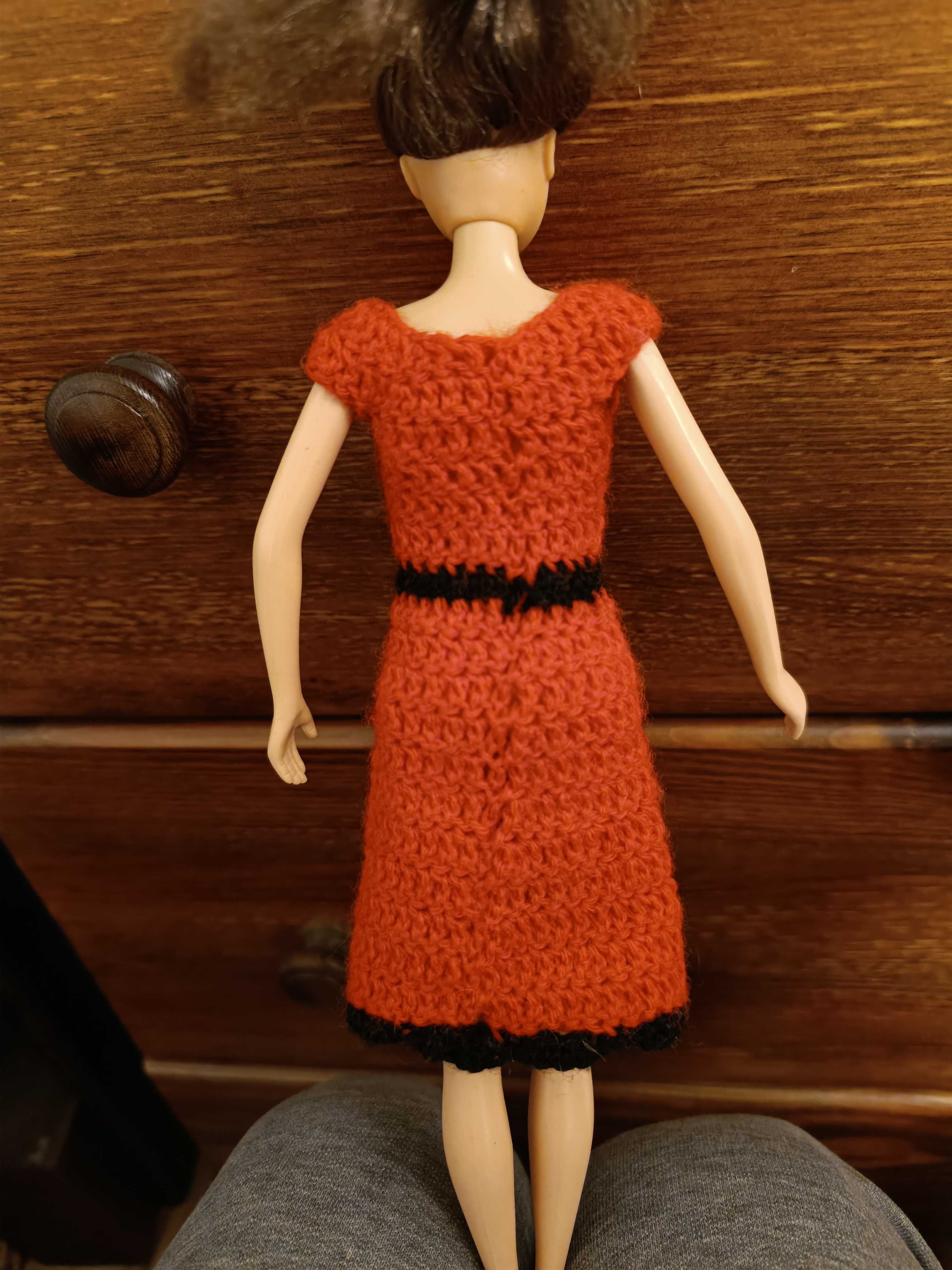 Sukienka Barbie dla lalki ubranka sweterkowa