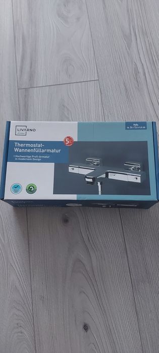 Змішувач для ванни термостатичний