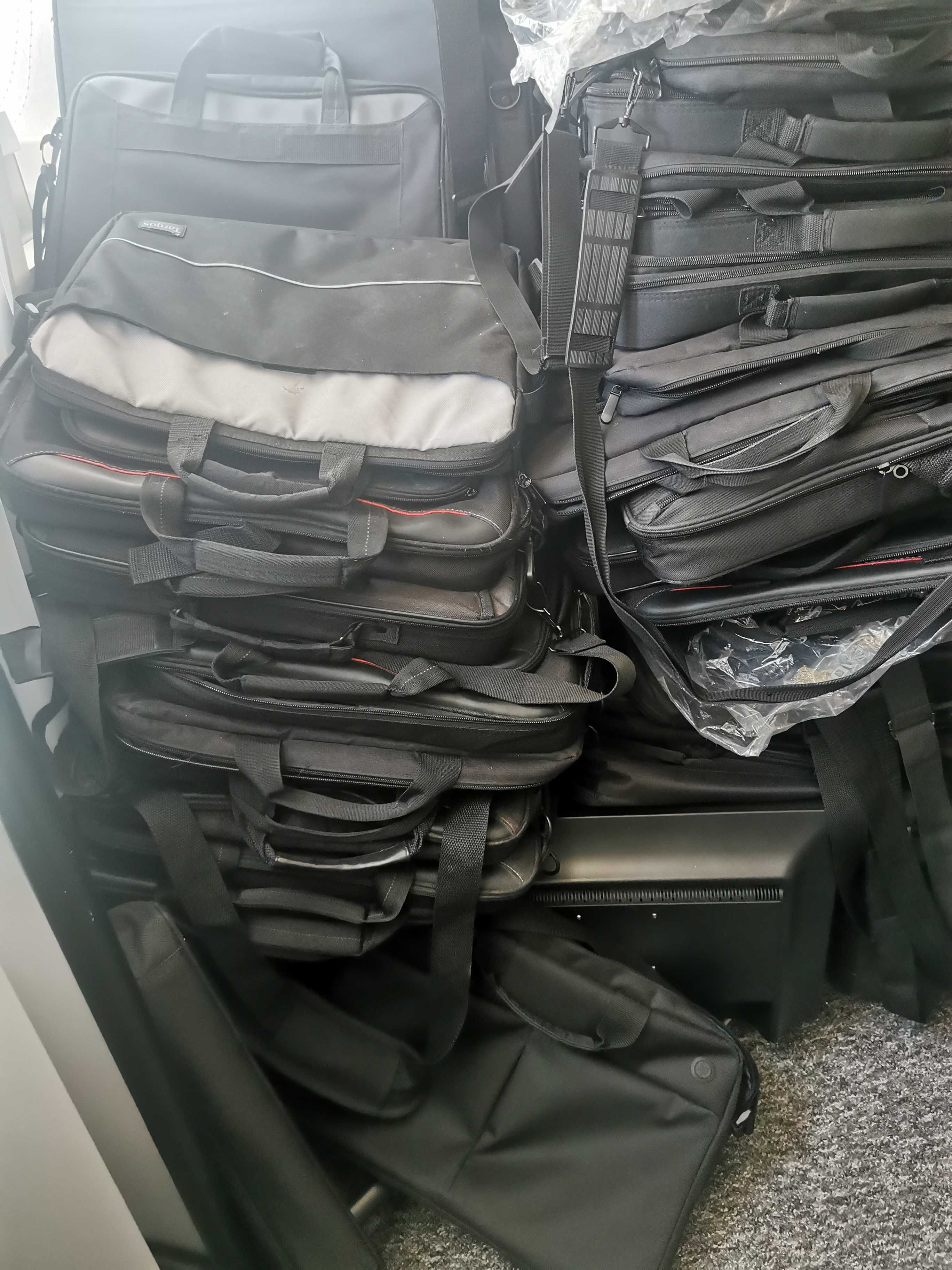 Torby na laptopy 15,6 cala 70 szt.
