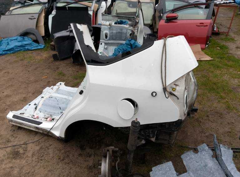 Błotnik podłużnica ćwiartka lewa prawa przednia tylna Prius Plus